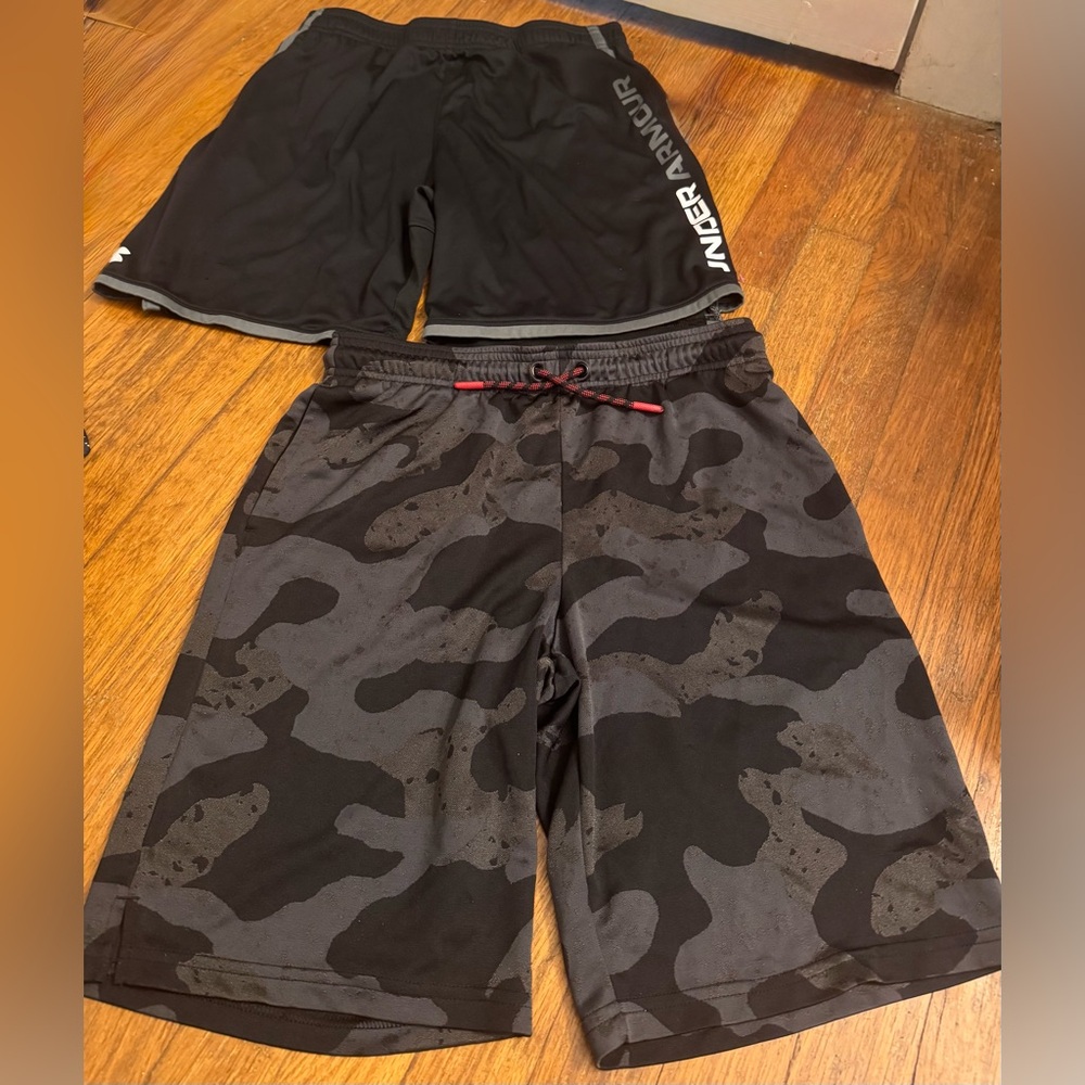 Bundle Of Boys Shorts ~ Size YXL ~